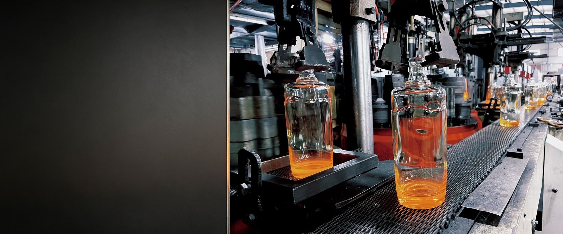 Custom glass bottle design and production